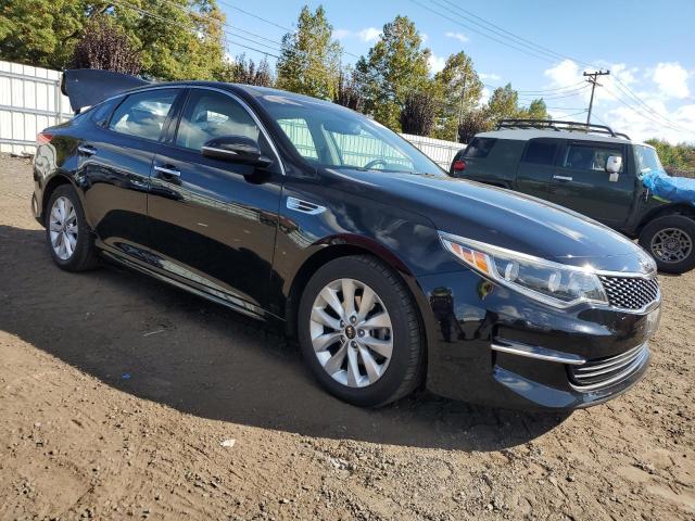 Photo 4 from auction – 2016 KIA OPTIMA EX with VIN 5XXGU4L30GG005563