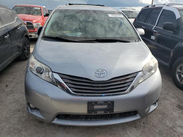 Photo 5 from auction – 2011 TOYOTA SIENNA XLE with VIN 5TDYK3DC1BS049792