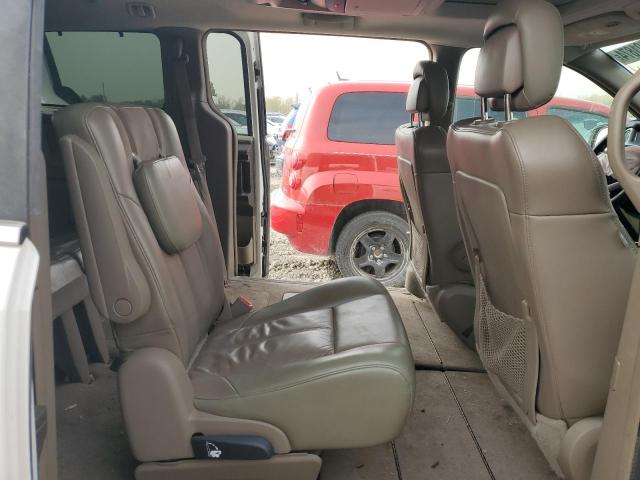 Photo 11 from auction – 2011 CHRYSLER TOWN & COU with VIN 2A4RR6DGXBR616041