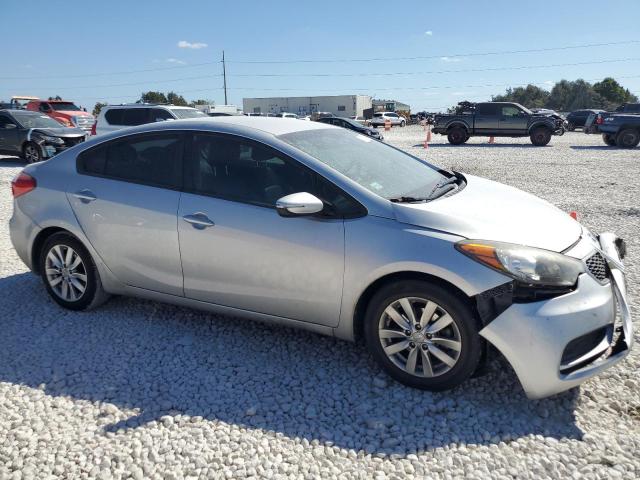 Photo 4 from auction – 2016 KIA FORTE LX with VIN KNAFX4A68G5470321