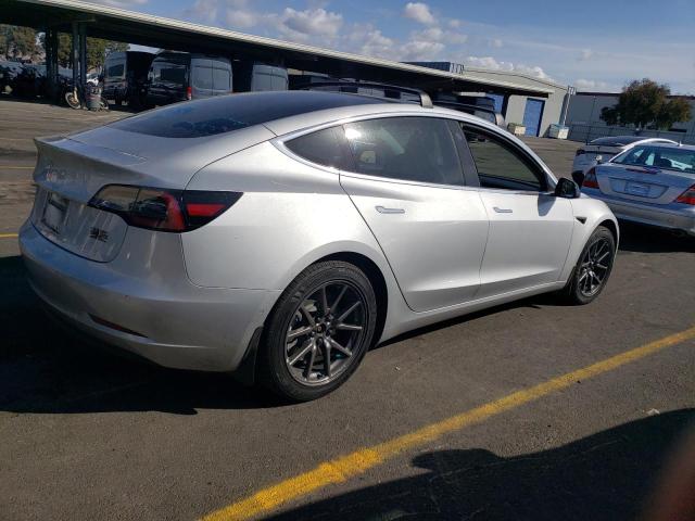 Photo 3 from auction – 2018 TESLA MODEL 3 with VIN 5YJ3E1EB7JF094170