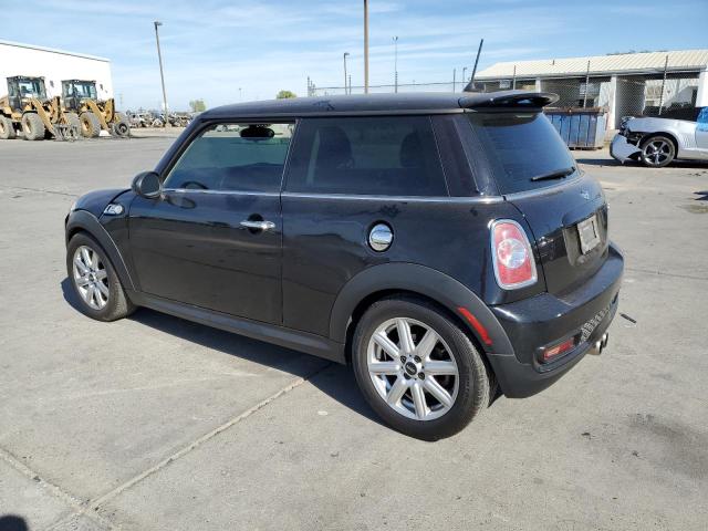 Photo 2 from auction – 2012 MINI COOPER S with VIN WMWSV3C50CT386227