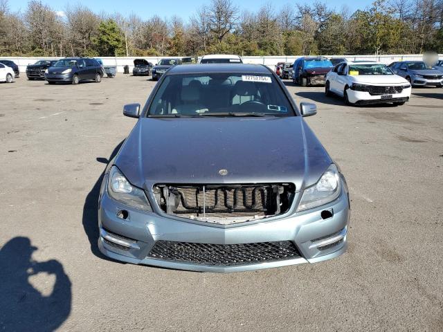 Photo 5 from auction – 2012 MERCEDES-BENZ C 300 with VIN WDDGF8BB0CR192584