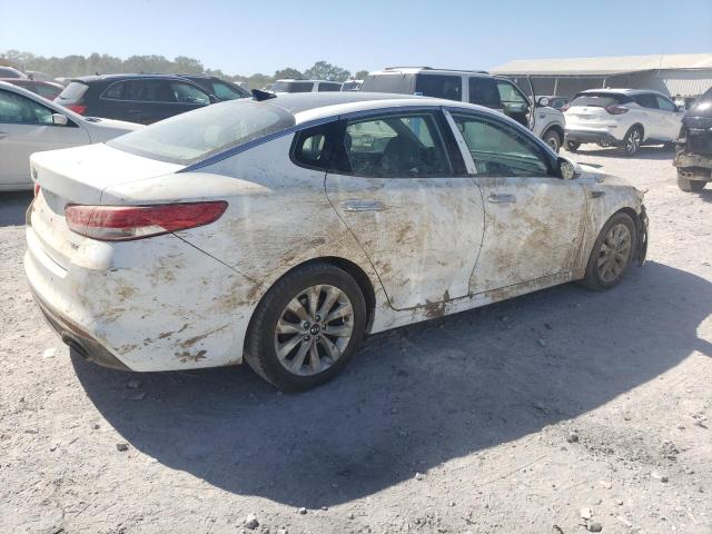 Photo 3 from auction – 2018 KIA OPTIMA EX with VIN 5XXGU4L37JG213592