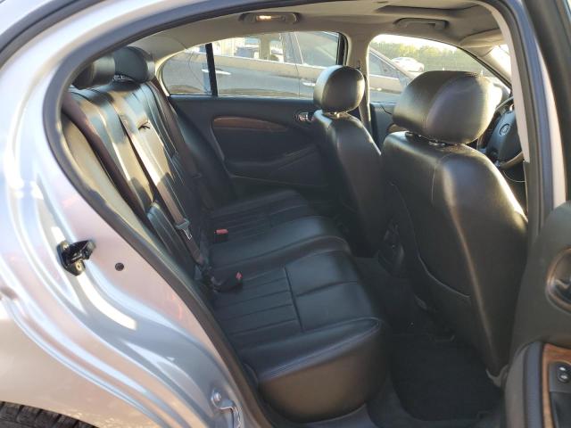 Photo 10 from auction – 2004 JAGUAR S-TYPE with VIN SAJEA01T44FN00775