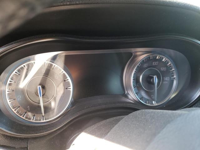 Photo 9 from auction – 2015 CHRYSLER 300 LIMITE with VIN 2C3CCAAG1FH931329