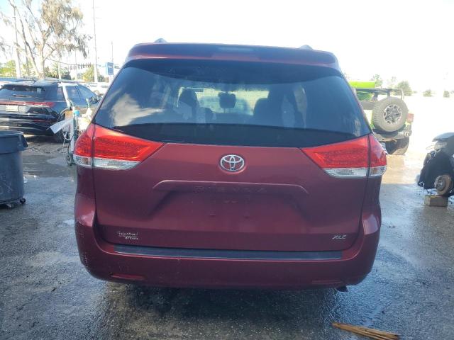 Photo 6 from auction – 2012 TOYOTA SIENNA XLE with VIN 5TDYK3DC5CS207293