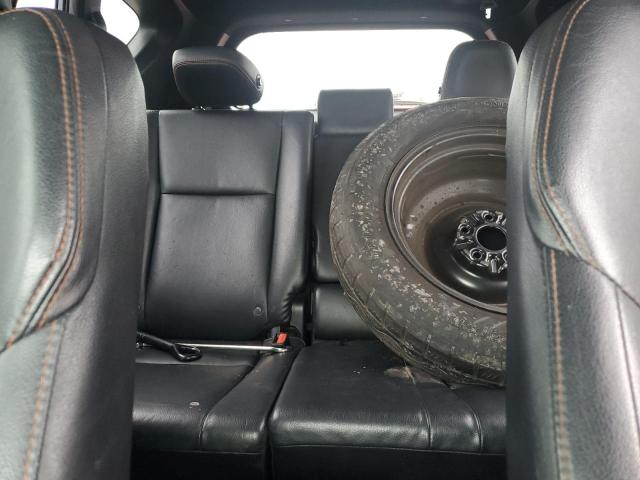Photo 10 from auction – 2016 TOYOTA RAV4 SE with VIN JTMJFREV2GD191595