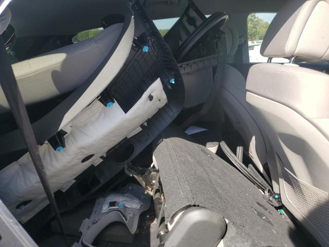 Photo 11 from auction – 2016 HYUNDAI TUCSON LIM with VIN KM8J33A46GU083561