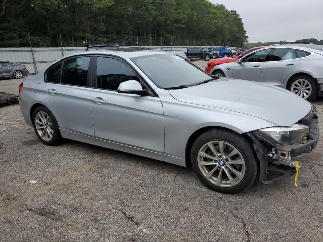 Photo 4 from auction – 2017 BMW 320 I with VIN WBA8E1G30HNU16782