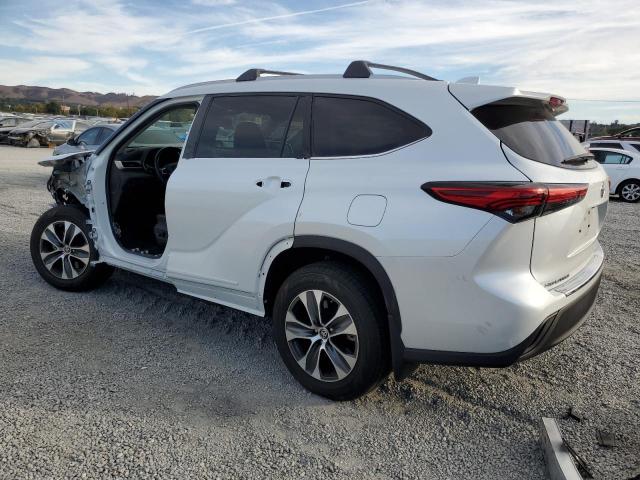 Photo 2 from auction – 2022 TOYOTA HIGHLANDER with VIN 5TDGZRBH9NS591347