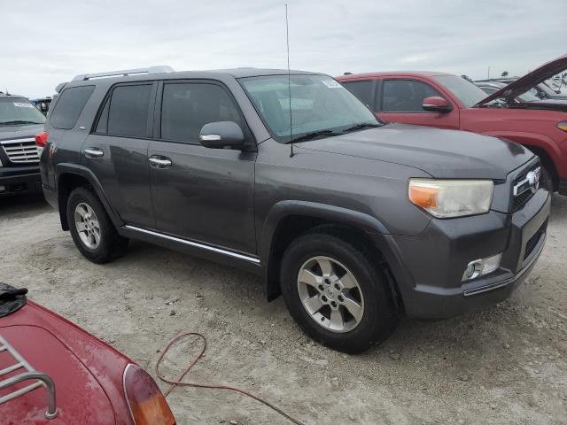 Photo 4 from auction – 2013 TOYOTA 4RUNNER SR with VIN JTEZU5JR0D5056059