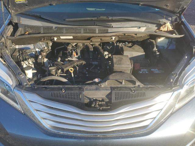 Photo 12 from auction – 2017 TOYOTA SIENNA XLE with VIN 5TDYZ3DC5HS835552