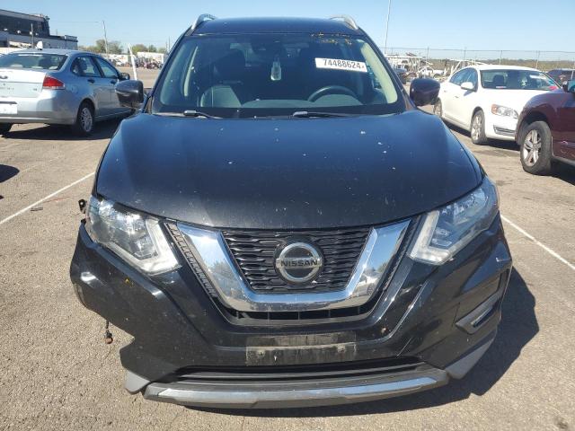 Photo 5 from auction – 2018 NISSAN ROGUE S with VIN 5N1AT2MV4JC729188