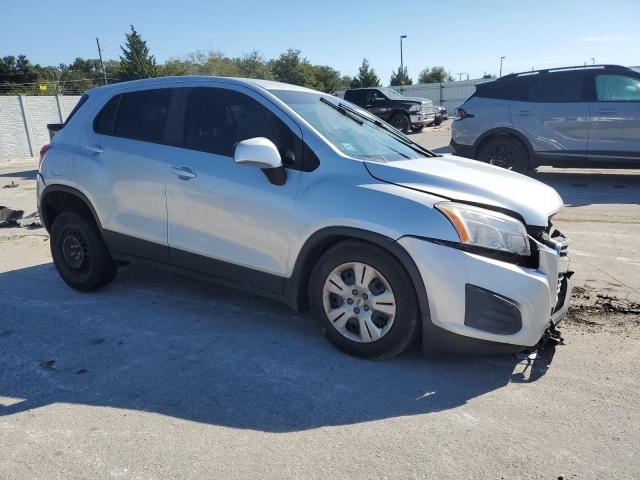 Photo 4 from auction – 2016 CHEVROLET TRAX LS with VIN KL7CJKSB7GB752651