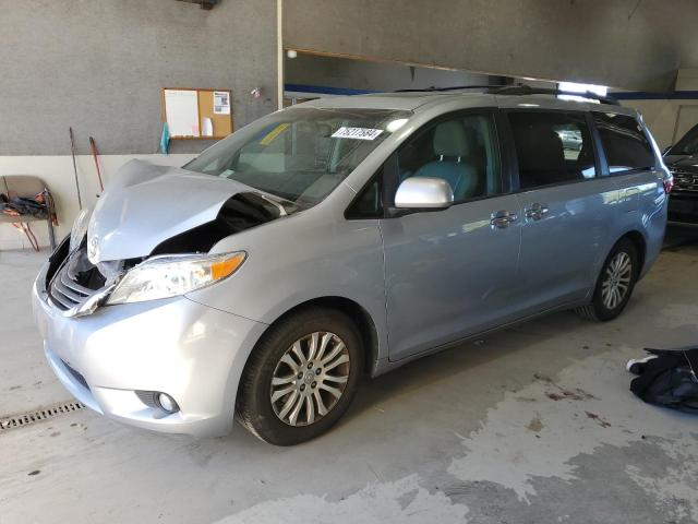 TOYOTA SIENNA XLE 2015 with VIN 5TDYK3DC9FS688086 - Photo from auction