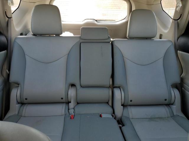 Photo 10 from auction – 2012 TOYOTA PRIUS V with VIN JTDZN3EU2C3167906