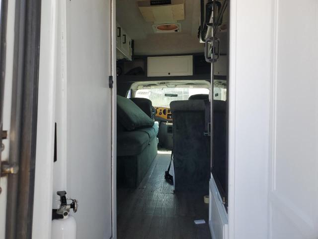 Photo 6 from auction – 2002 FORD ECONOLINE with VIN 1FDWE35S72HA76872