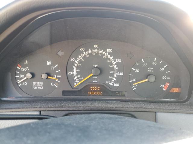 Photo 9 from auction – 1996 MERCEDES-BENZ E 320 with VIN WDBJF55F9TJ005448