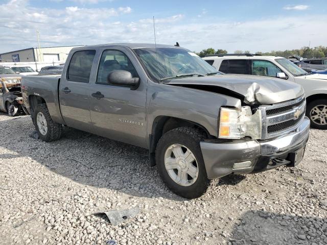 Фото 4 с аукциона – 2007 CHEVROLET SILVERADO с VIN 2GCEK13M871643540