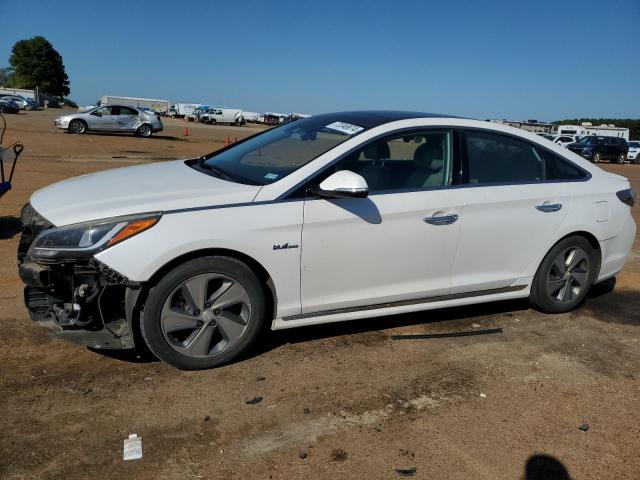 Photo 1 from auction – 2016 HYUNDAI SONATA HYB with VIN KMHE34L17GA022697