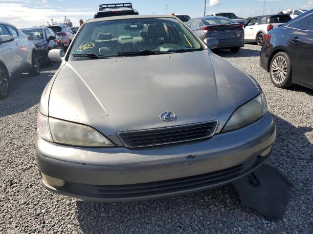 Photo 5 from auction – 1998 LEXUS ES 300 with VIN JT8BF28G8W5027171
