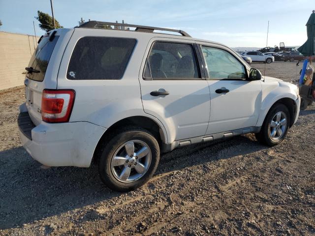 Photo 3 from auction – 2010 FORD ESCAPE XLT with VIN 1FMCU0DG8AKD46341