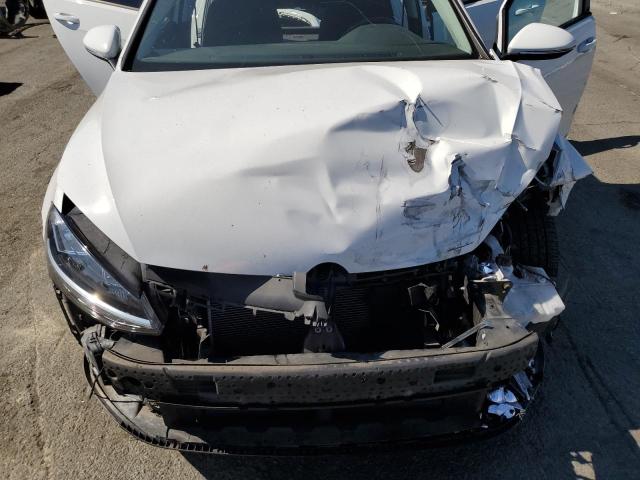 Photo 11 from auction – 2017 VOLKSWAGEN E-GOLF SE with VIN WVWKR7AU2HW950622