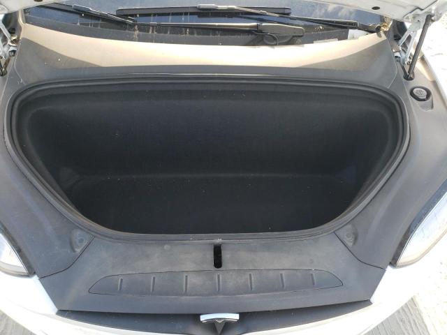 Photo 11 from auction – 2020 TESLA MODEL X with VIN 5YJXCBE49LF243616