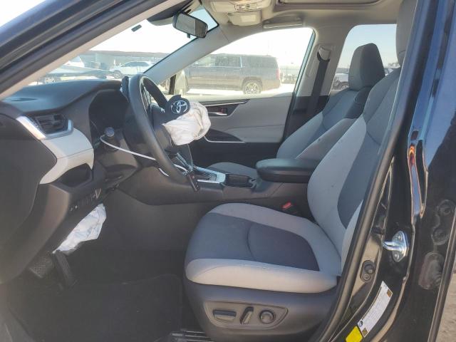 Photo 7 from auction – 2019 TOYOTA RAV4 XLE with VIN JTMW1RFV9KD024677