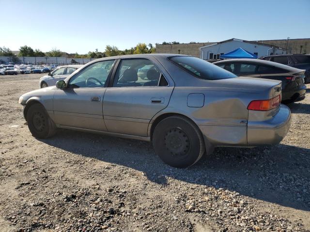 Photo 2 from auction – 2000 TOYOTA CAMRY LE with VIN 4T1BF22K1YU110802