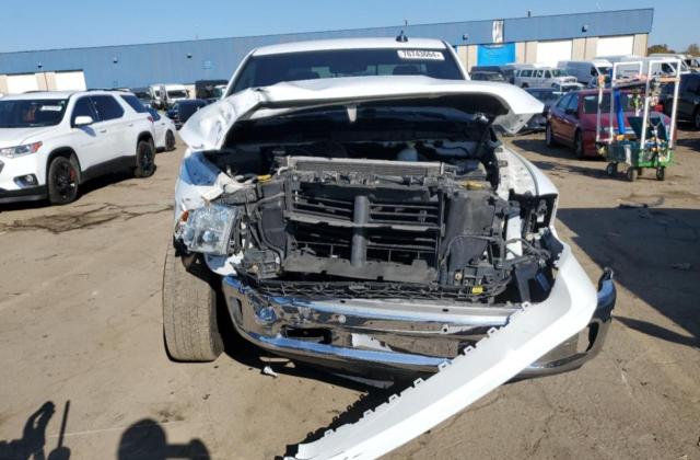 Photo 5 from auction – 2016 RAM 1500 SLT with VIN 3C6RR7LT1GG190951