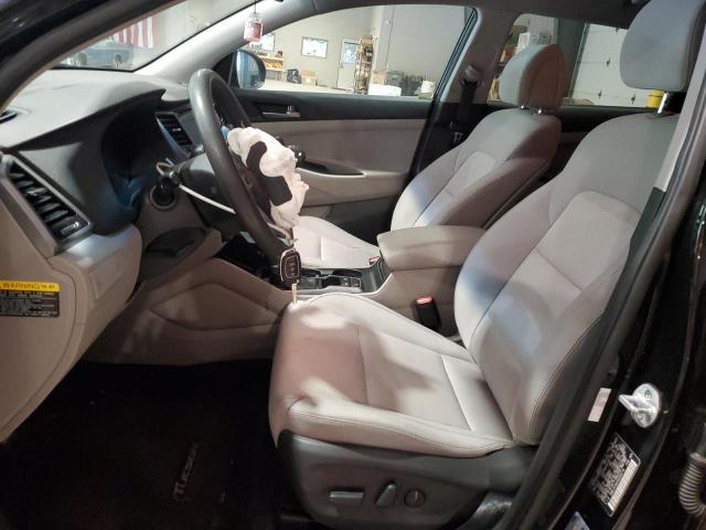 Photo 7 from auction – 2017 HYUNDAI TUCSON LIM with VIN KM8J3CA42HU555174