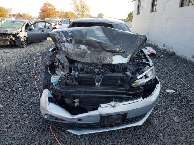 Photo 5 from auction – 2014 VOLKSWAGEN JETTA BASE with VIN 3VW1K7AJ3EM394612
