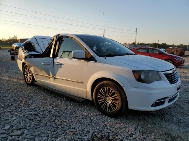 Photo 4 from auction – 2014 CHRYSLER TOWN & COU with VIN 2C4RC1HG3ER327091