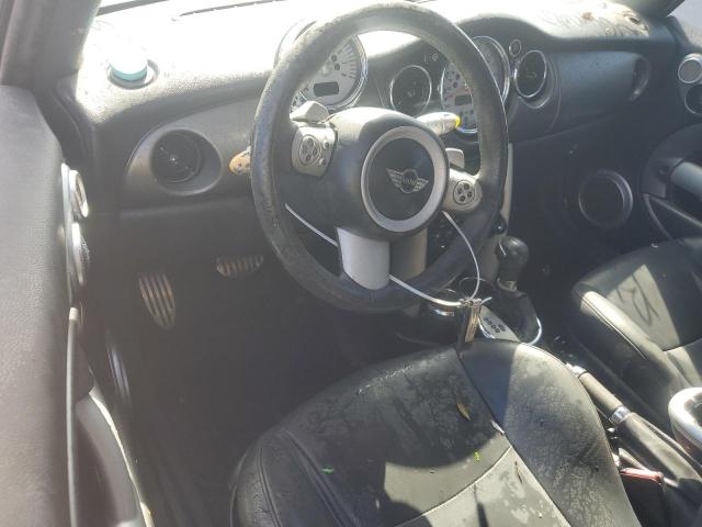 Photo 8 from auction – 2005 MINI COOPER S with VIN WMWRH33555TK56078