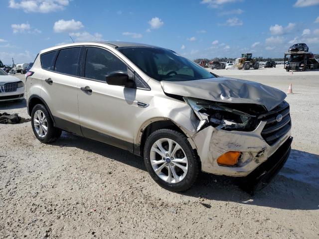 صورة رقم 4 من المزاد - 2017 FORD ESCAPE S مع VIN 1FMCU0F75HUD35356