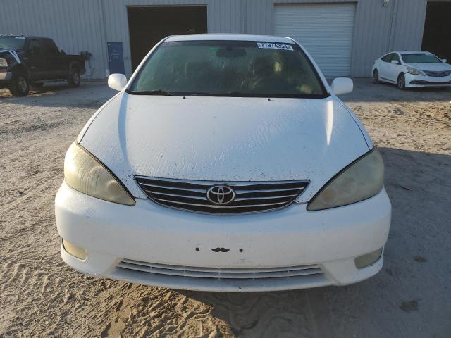 Photo 5 from auction – 2005 TOYOTA CAMRY LE with VIN 4T1BE32K85U601713