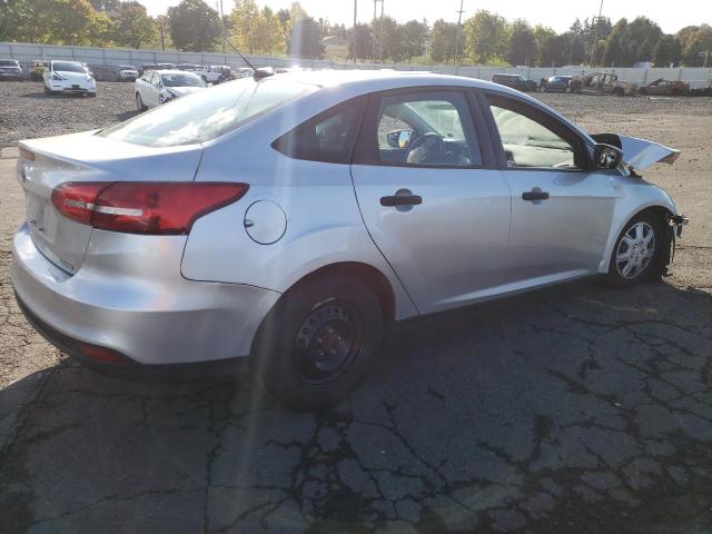 Снимка 3 от търг – 2015 FORD FOCUS S с VIN 1FADP3E26FL314225
