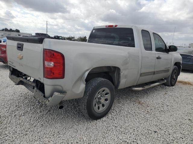 Photo 3 from auction – 2010 CHEVROLET SILVERADO with VIN 1GCSCREA1AZ228706
