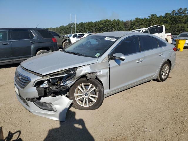 HYUNDAI SONATA SE 2017 with VIN 5NPE24AFXHH462980 - Photo from auction