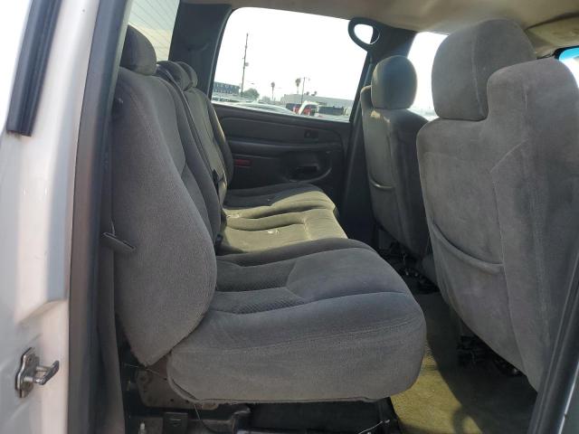 Photo 10 from auction – 2005 CHEVROLET SILVERADO with VIN 1GCHC23275F823516