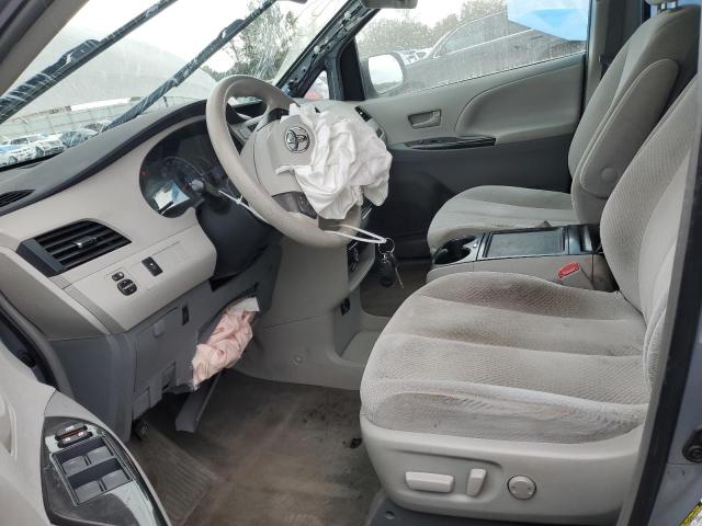 Photo 7 from auction – 2014 TOYOTA SIENNA LE with VIN 5TDKK3DC7ES414244