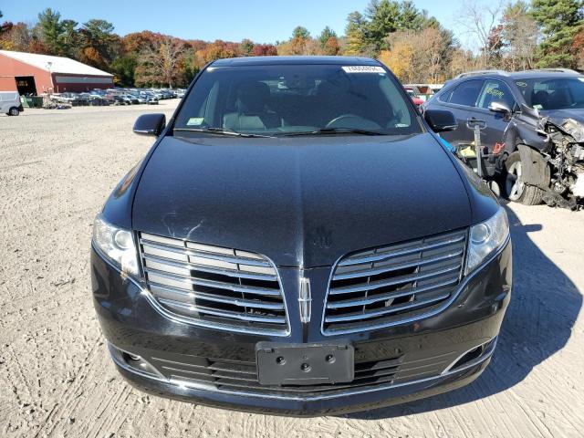 Photo 5 from auction – 2019 LINCOLN MKT with VIN 2LMHJ5NK4KBL04456