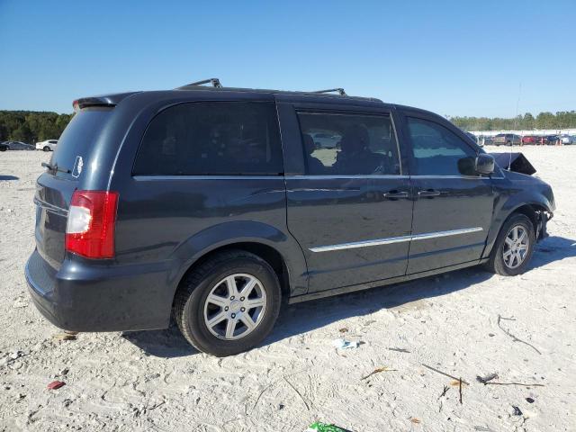 Photo 3 from auction – 2013 CHRYSLER TOWN & COU with VIN 2C4RC1BG8DR594654