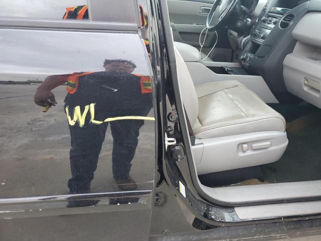 Photo 13 from auction – 2015 HONDA PILOT EXLN with VIN 5FNYF4H7XFB054989