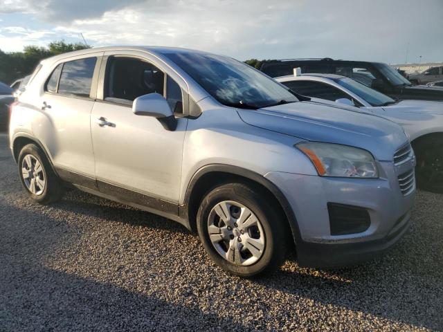 Photo 4 from auction – 2015 CHEVROLET TRAX LS with VIN 3GNCJKSB4FL212326