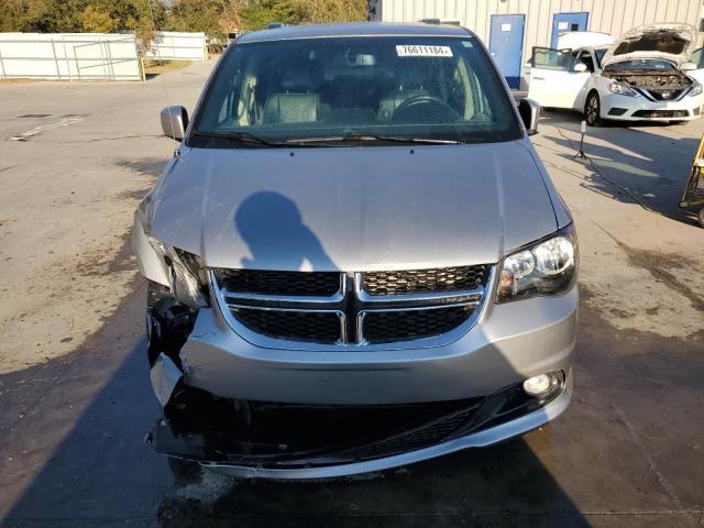 Photo 5 from auction – 2017 DODGE GRAND CARA with VIN 2C4RDGCGXHR825641