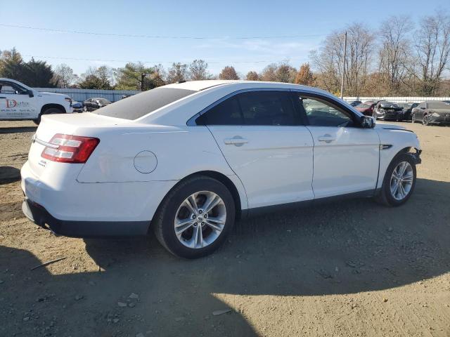 Photo 3 from auction – 2013 FORD TAURUS SEL with VIN 1FAHP2E83DG207607