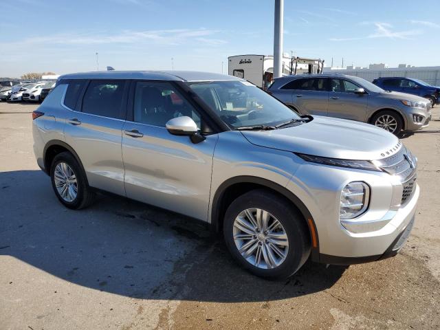 Photo 4 from auction – 2023 MITSUBISHI OUTLANDER with VIN JA4J3TA80PZ028091